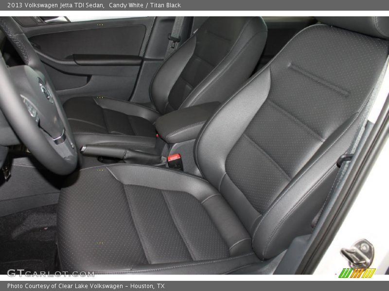 Candy White / Titan Black 2013 Volkswagen Jetta TDI Sedan