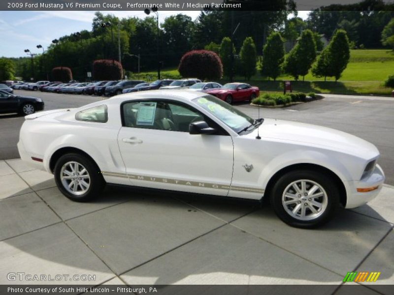 Performance White / Medium Parchment 2009 Ford Mustang V6 Premium Coupe