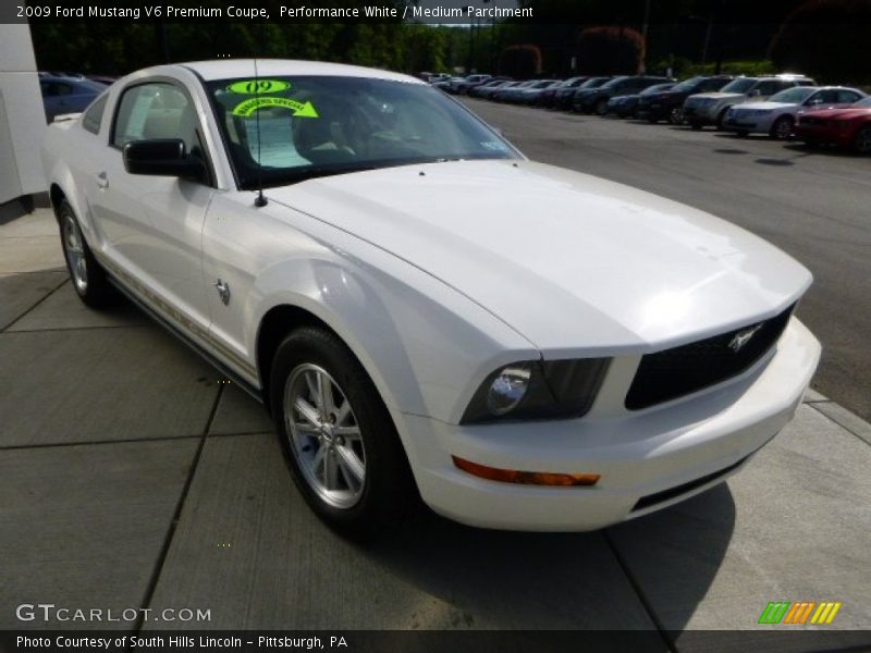 Performance White / Medium Parchment 2009 Ford Mustang V6 Premium Coupe