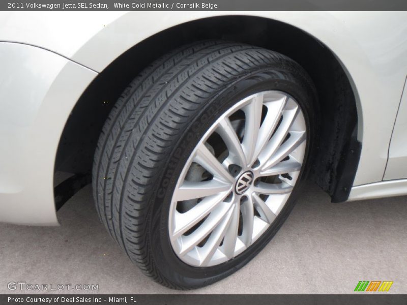 White Gold Metallic / Cornsilk Beige 2011 Volkswagen Jetta SEL Sedan