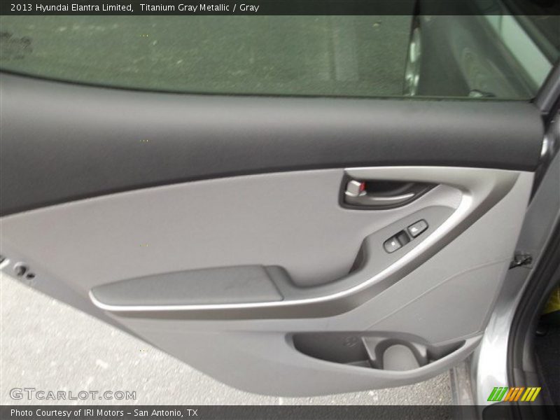 Titanium Gray Metallic / Gray 2013 Hyundai Elantra Limited