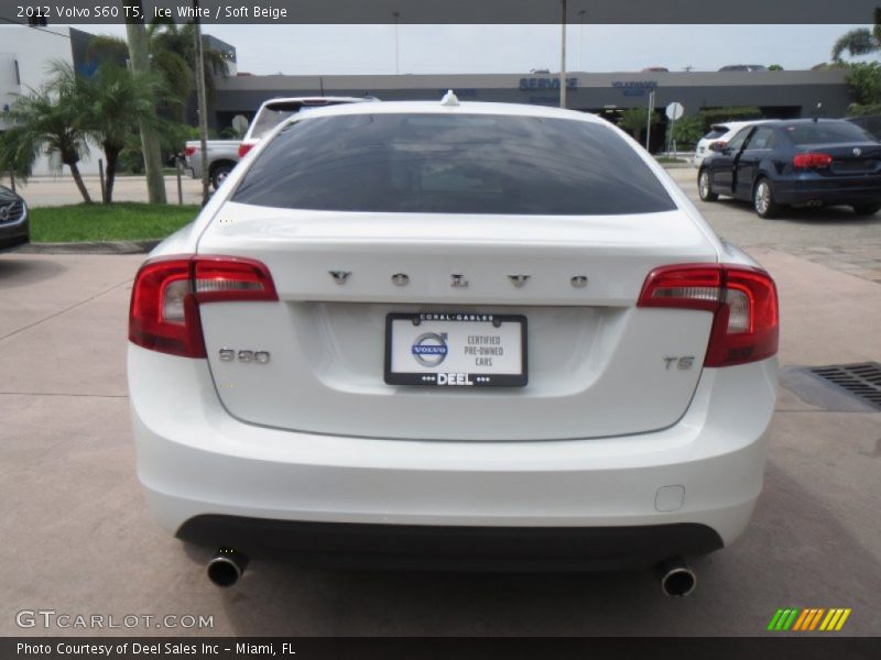 Ice White / Soft Beige 2012 Volvo S60 T5