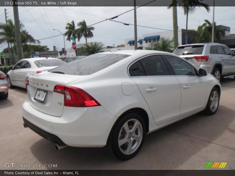 Ice White / Soft Beige 2012 Volvo S60 T5