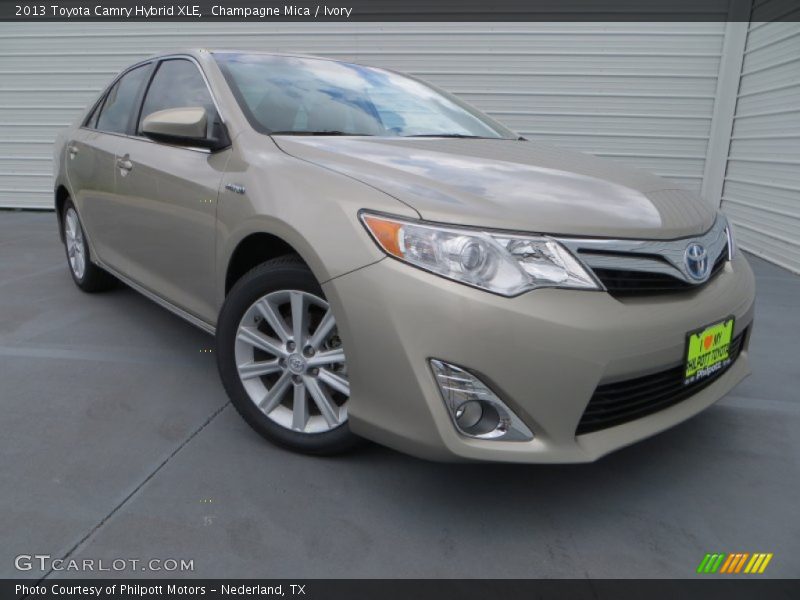 Champagne Mica / Ivory 2013 Toyota Camry Hybrid XLE
