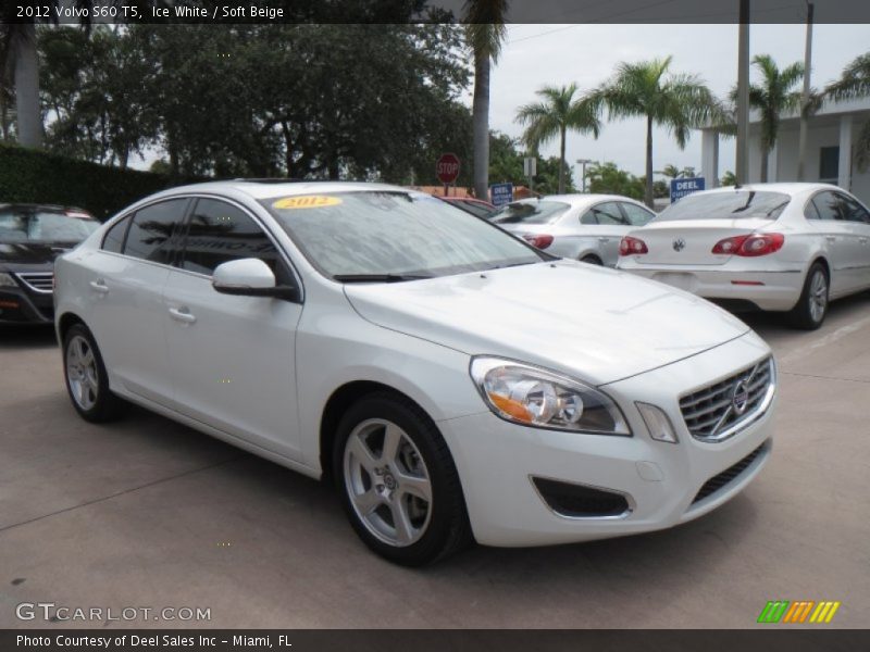 Ice White / Soft Beige 2012 Volvo S60 T5