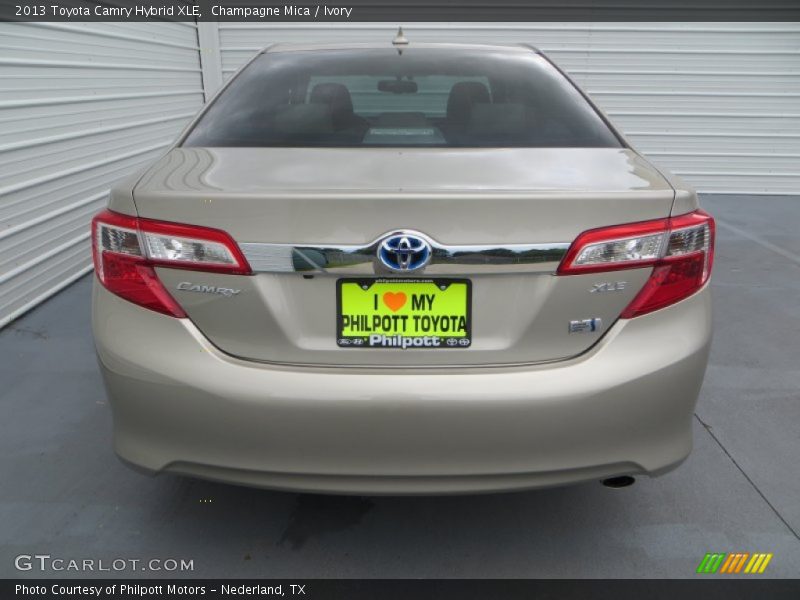Champagne Mica / Ivory 2013 Toyota Camry Hybrid XLE