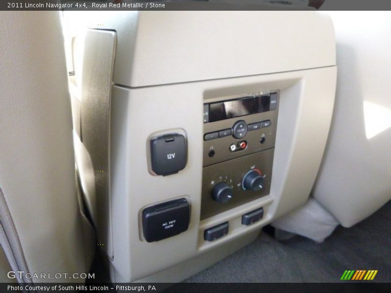 Royal Red Metallic / Stone 2011 Lincoln Navigator 4x4
