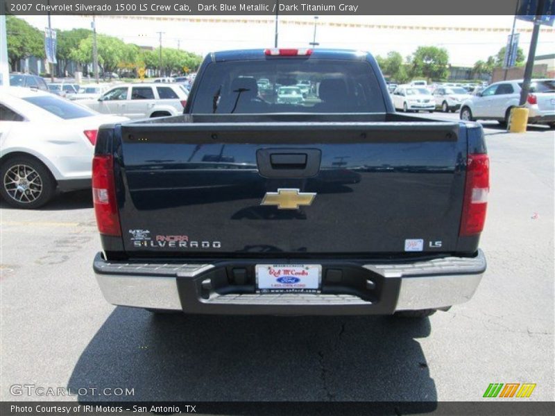 Dark Blue Metallic / Dark Titanium Gray 2007 Chevrolet Silverado 1500 LS Crew Cab