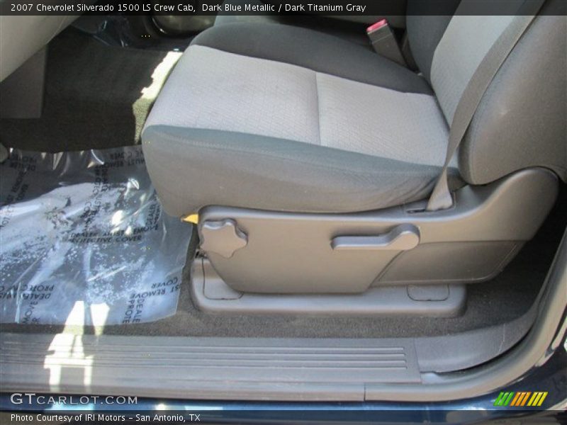Dark Blue Metallic / Dark Titanium Gray 2007 Chevrolet Silverado 1500 LS Crew Cab