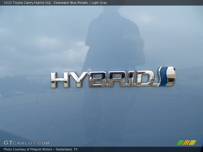 Clearwater Blue Metallic / Light Gray 2013 Toyota Camry Hybrid XLE