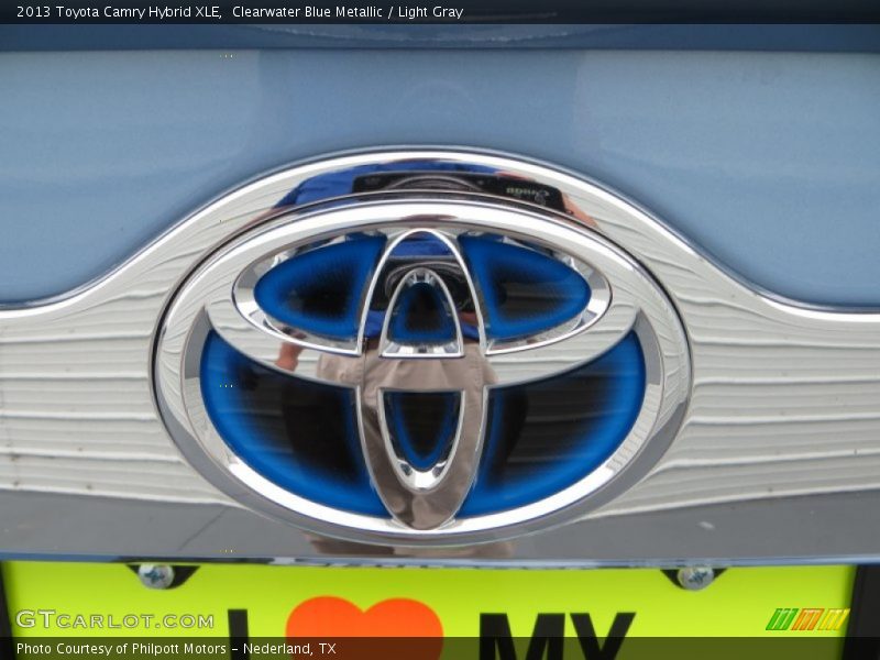 Clearwater Blue Metallic / Light Gray 2013 Toyota Camry Hybrid XLE