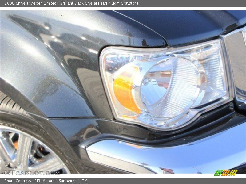 Brilliant Black Crystal Pearl / Light Graystone 2008 Chrysler Aspen Limited