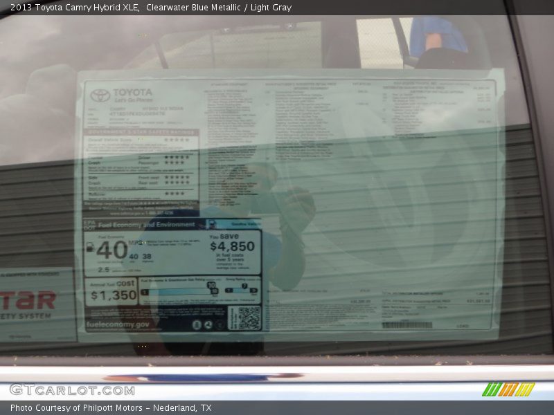 Clearwater Blue Metallic / Light Gray 2013 Toyota Camry Hybrid XLE