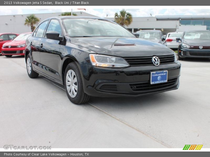 Black Uni / Titan Black 2013 Volkswagen Jetta S Sedan