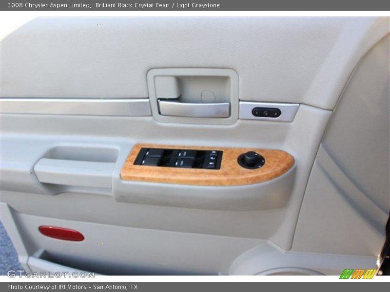 Brilliant Black Crystal Pearl / Light Graystone 2008 Chrysler Aspen Limited