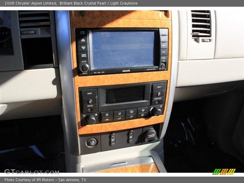 Brilliant Black Crystal Pearl / Light Graystone 2008 Chrysler Aspen Limited