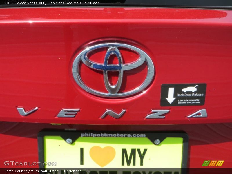 Barcelona Red Metallic / Black 2013 Toyota Venza XLE
