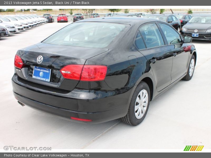 Black Uni / Titan Black 2013 Volkswagen Jetta S Sedan