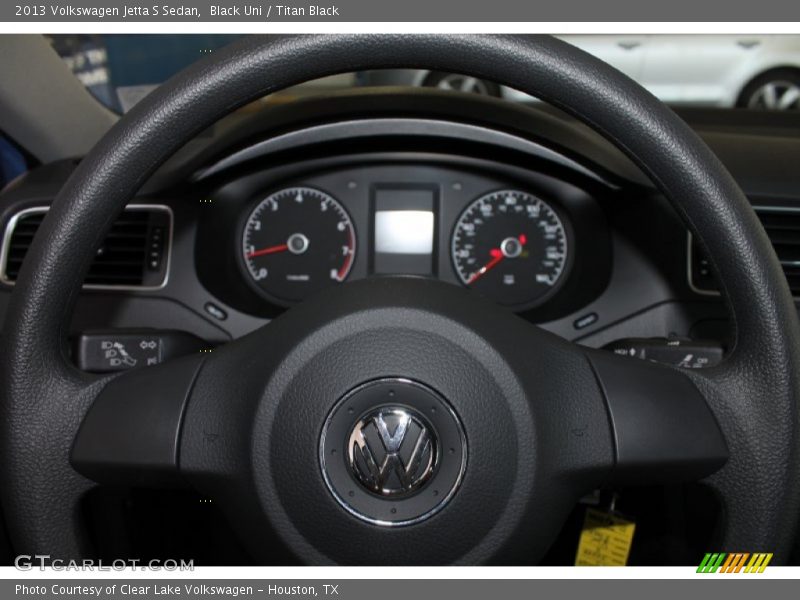 Black Uni / Titan Black 2013 Volkswagen Jetta S Sedan