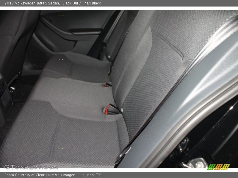 Black Uni / Titan Black 2013 Volkswagen Jetta S Sedan