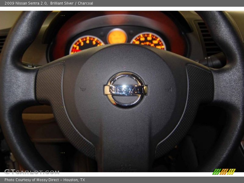 Brilliant Silver / Charcoal 2009 Nissan Sentra 2.0