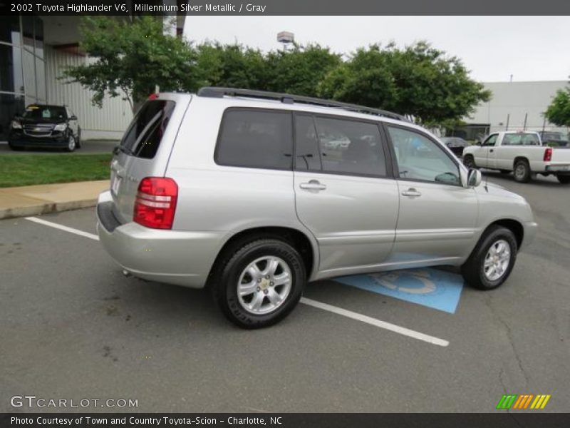 Millennium Silver Metallic / Gray 2002 Toyota Highlander V6