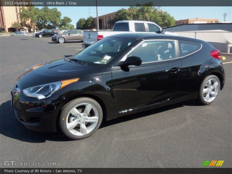 Ultra Black / Gray 2013 Hyundai Veloster