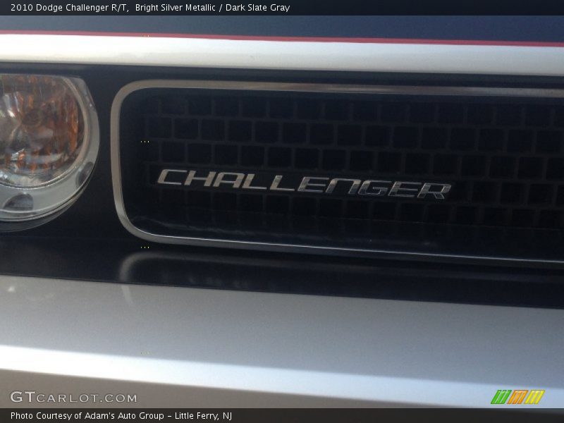 Bright Silver Metallic / Dark Slate Gray 2010 Dodge Challenger R/T