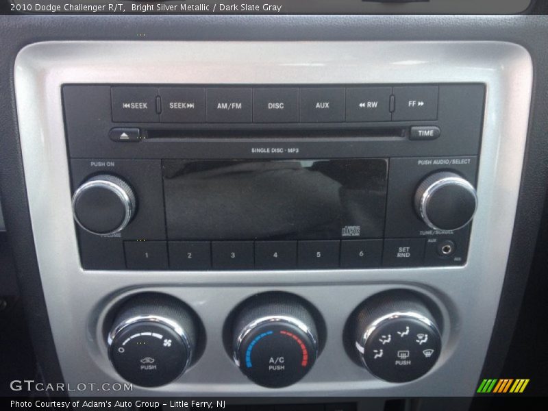 Bright Silver Metallic / Dark Slate Gray 2010 Dodge Challenger R/T