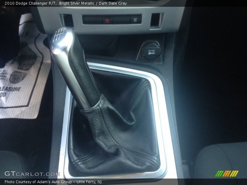 Bright Silver Metallic / Dark Slate Gray 2010 Dodge Challenger R/T