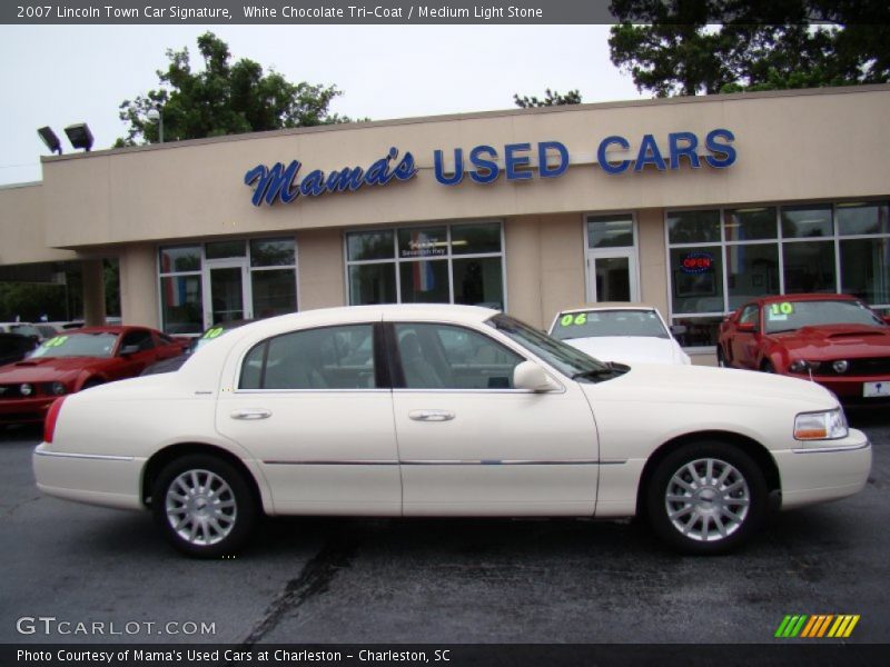 White Chocolate Tri-Coat / Medium Light Stone 2007 Lincoln Town Car Signature