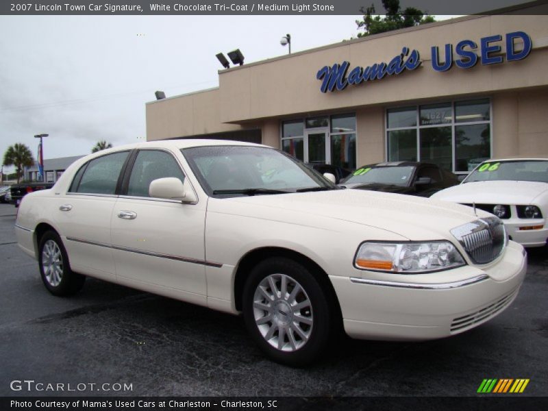 White Chocolate Tri-Coat / Medium Light Stone 2007 Lincoln Town Car Signature