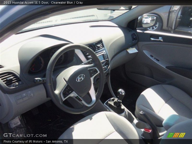 Clearwater Blue / Gray 2013 Hyundai Accent SE 5 Door