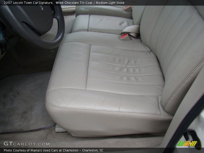White Chocolate Tri-Coat / Medium Light Stone 2007 Lincoln Town Car Signature