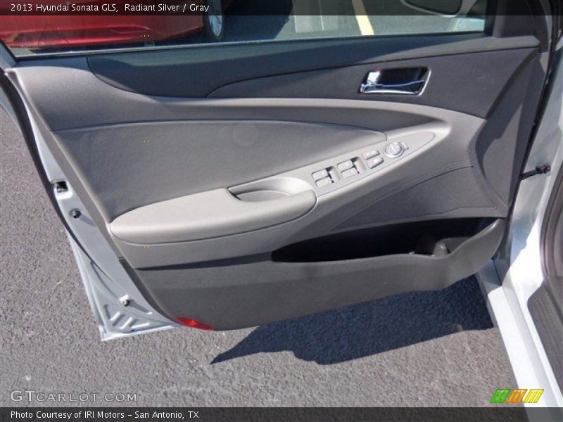 Radiant Silver / Gray 2013 Hyundai Sonata GLS
