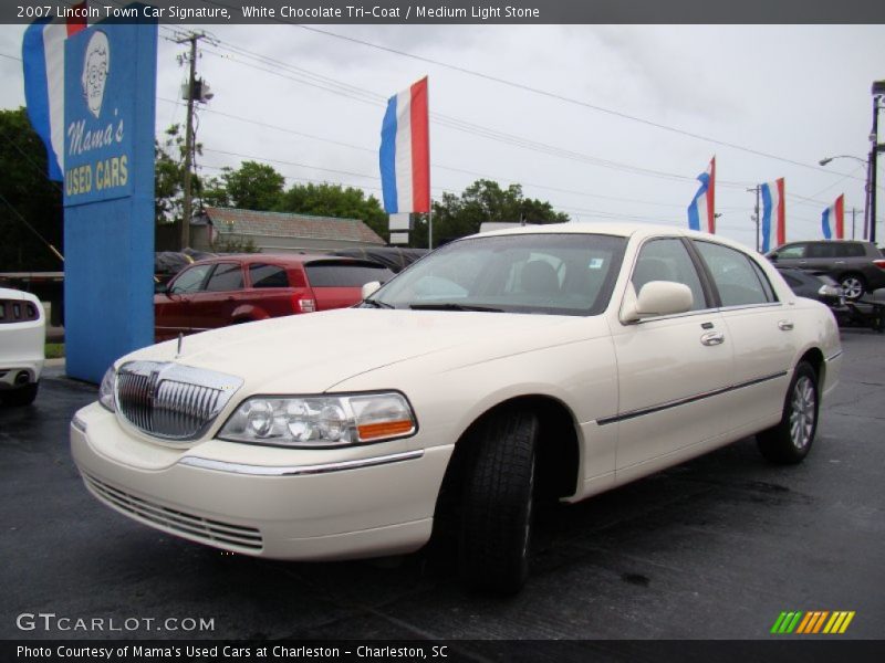White Chocolate Tri-Coat / Medium Light Stone 2007 Lincoln Town Car Signature