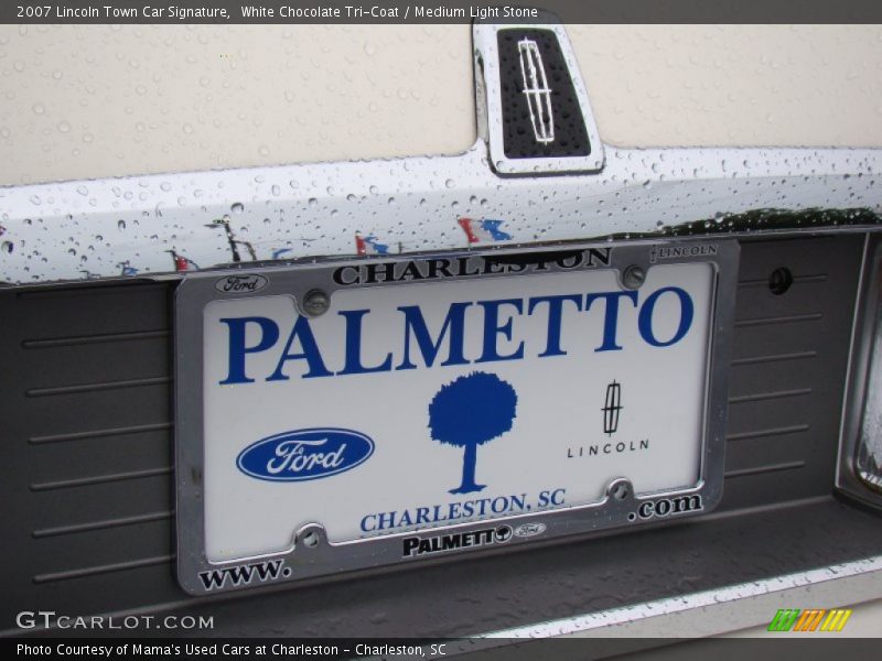 White Chocolate Tri-Coat / Medium Light Stone 2007 Lincoln Town Car Signature