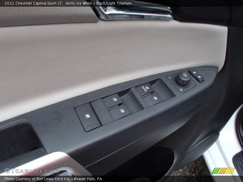 Arctic Ice White / Black/Light Titanium 2012 Chevrolet Captiva Sport LT