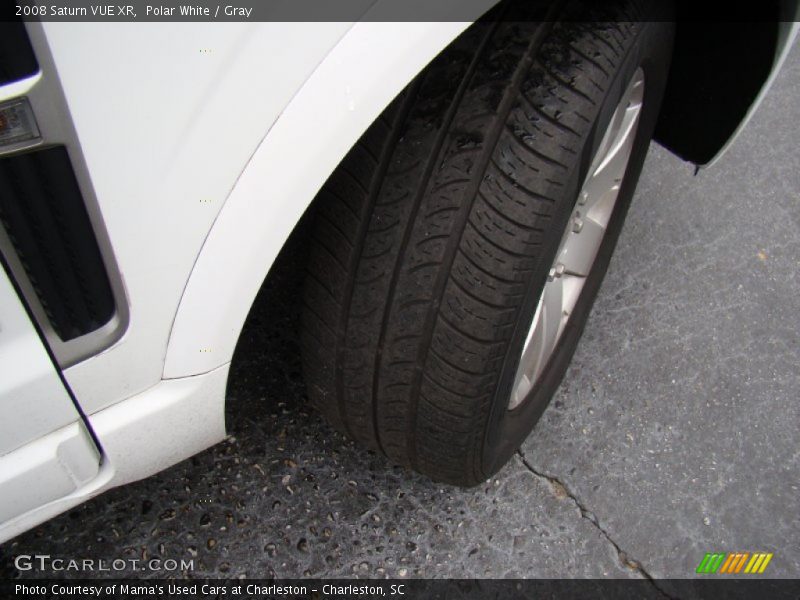 Polar White / Gray 2008 Saturn VUE XR