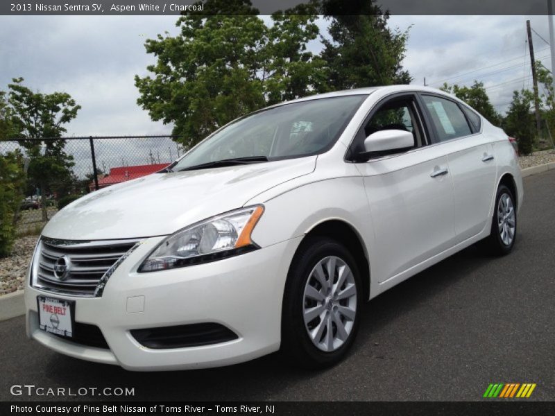 Aspen White / Charcoal 2013 Nissan Sentra SV