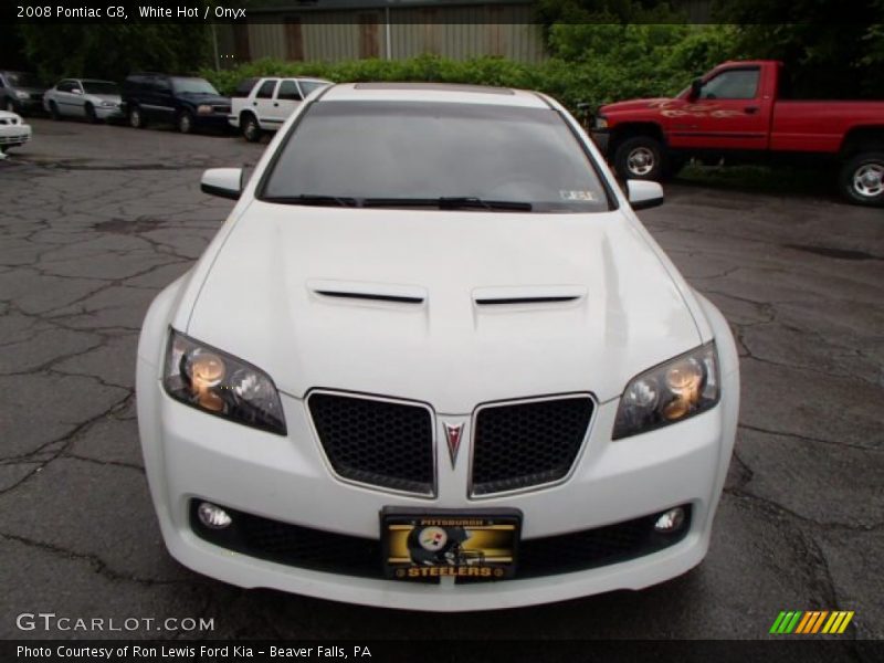 White Hot / Onyx 2008 Pontiac G8