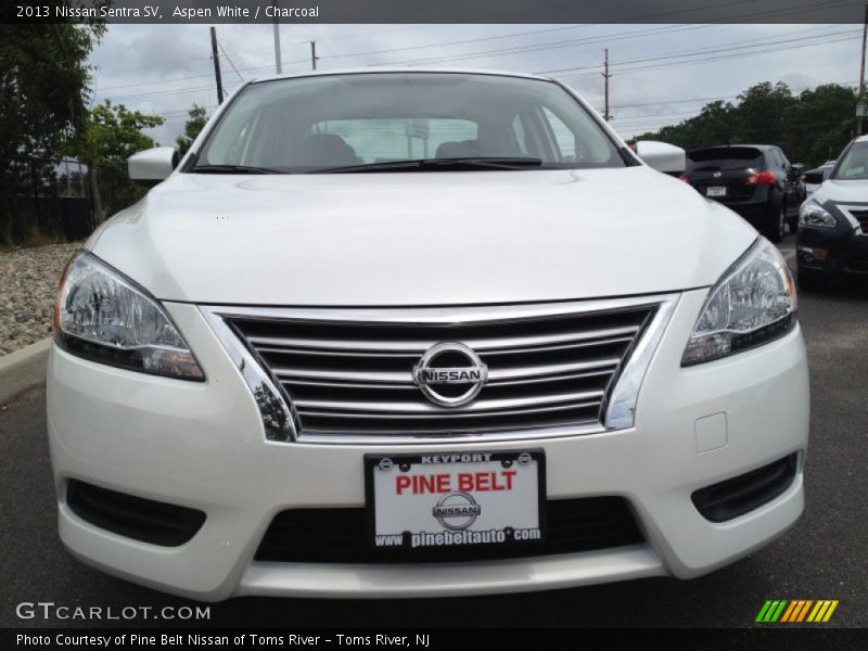 Aspen White / Charcoal 2013 Nissan Sentra SV