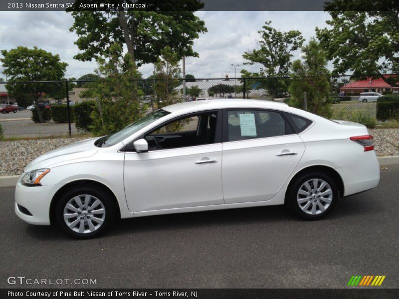 Aspen White / Charcoal 2013 Nissan Sentra SV
