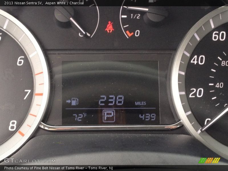 Aspen White / Charcoal 2013 Nissan Sentra SV