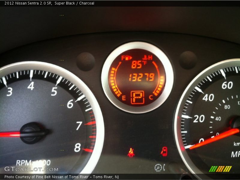 Super Black / Charcoal 2012 Nissan Sentra 2.0 SR