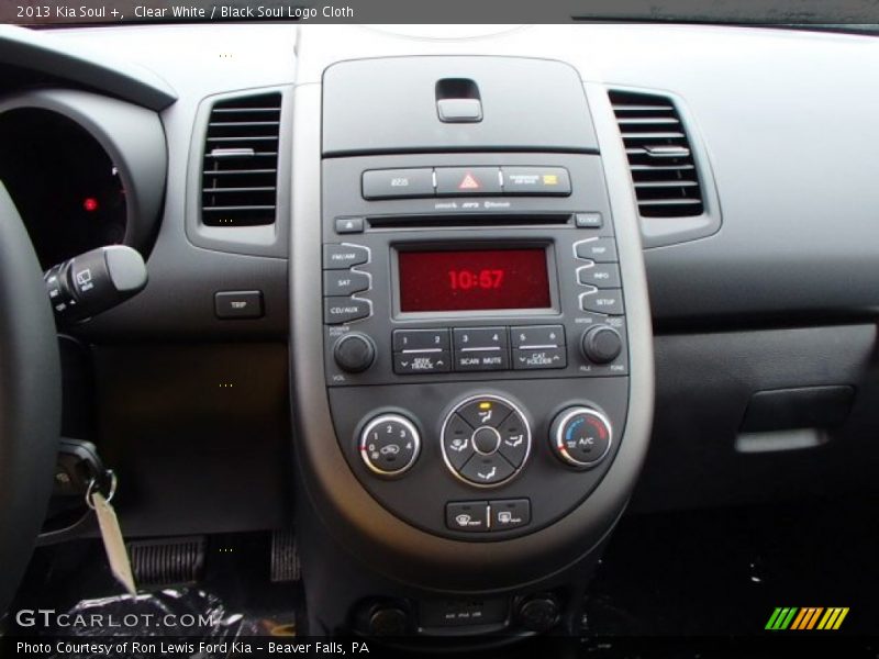 Clear White / Black Soul Logo Cloth 2013 Kia Soul +