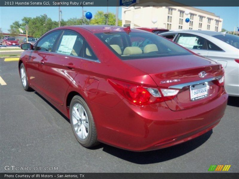 Sparkling Ruby / Camel 2013 Hyundai Sonata GLS