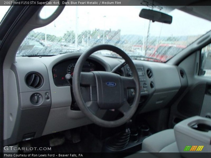 Dark Blue Pearl Metallic / Medium Flint 2007 Ford F150 STX SuperCab 4x4