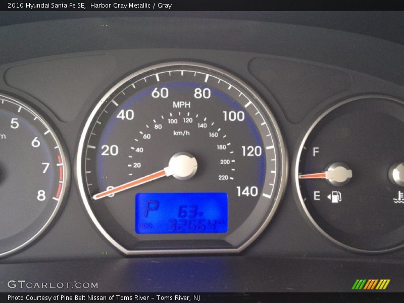 Harbor Gray Metallic / Gray 2010 Hyundai Santa Fe SE