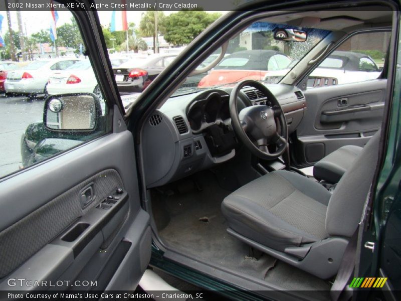 Alpine Green Metallic / Gray Celadon 2002 Nissan Xterra XE V6